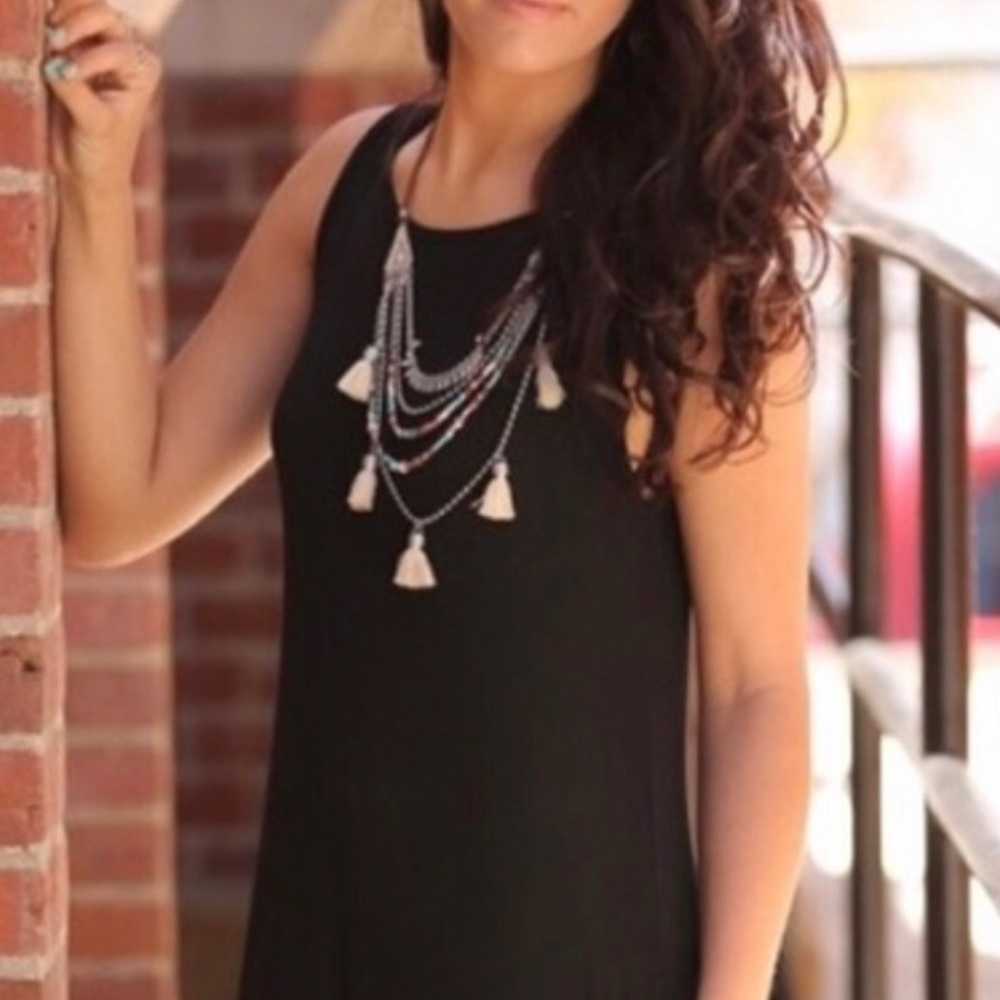 NWT BLK HI LO MAXI WITH CRISS CROSS BACK SM & LG - Picture 3 of 4